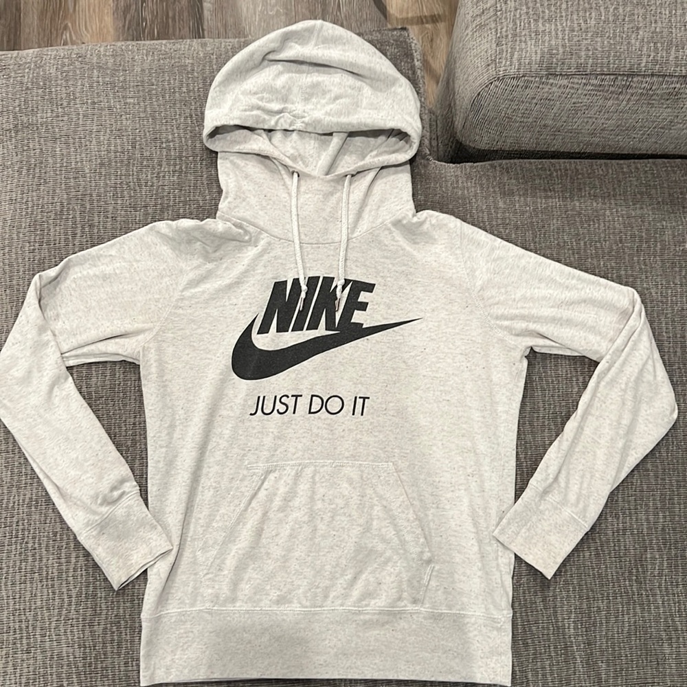 Lightweight Nike Sweatshirt